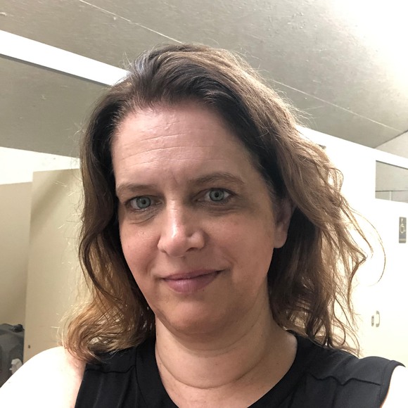 Meet your Posher, Chris - Picture 1 of 1